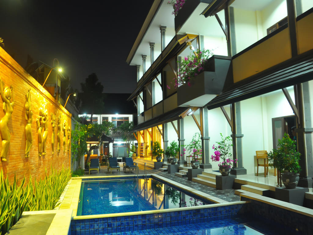 Jesens Inn II Kuta Lombok Exteriör bild